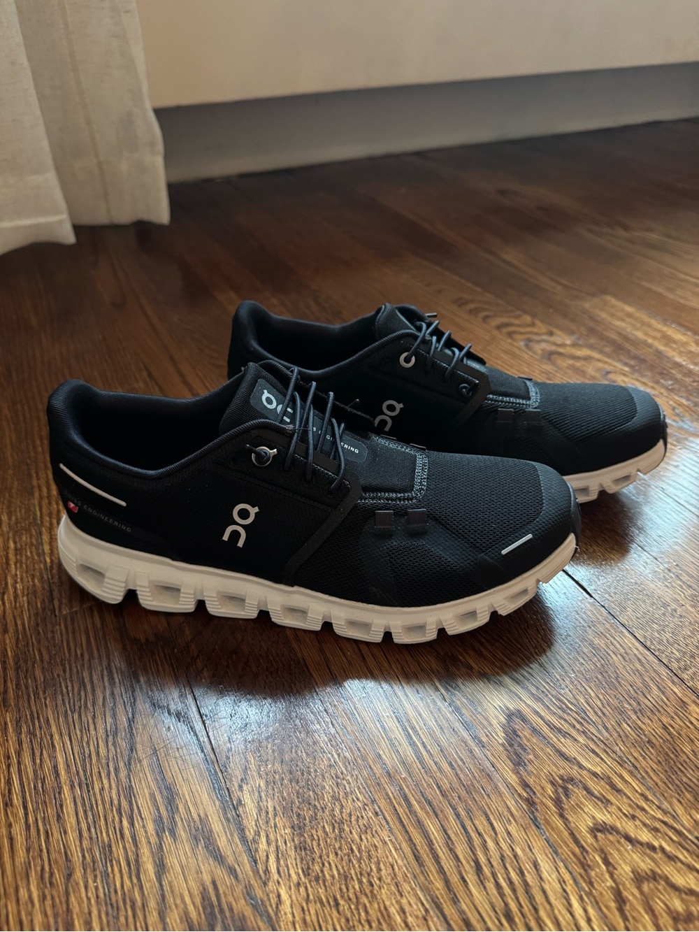 On Cloud Women Sneakers